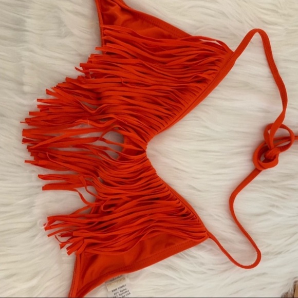 l*space Audrey Straight Fringe Bikini Top … - Picture 7 of 8